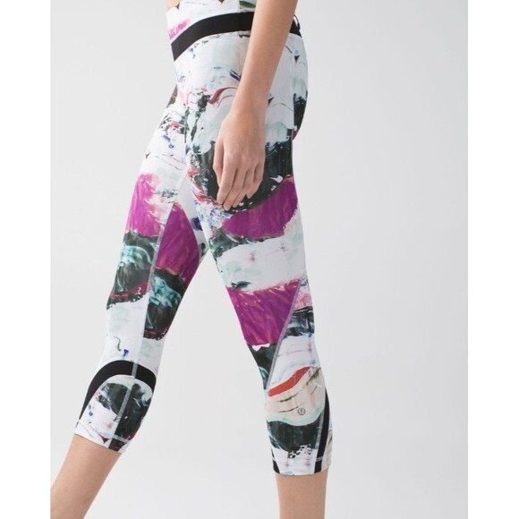 Lululemon Run: Inspire Crop II *All Full-On Luxtreme Women Sz 6 Athleisure Comfy - Picture 1 of 9